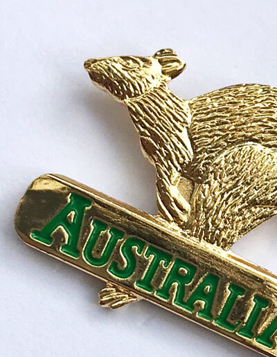 Golden Kangaroo hat pin