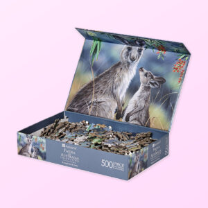 Kangaroo 500 piece puzzle with the box lid open showing the pieces