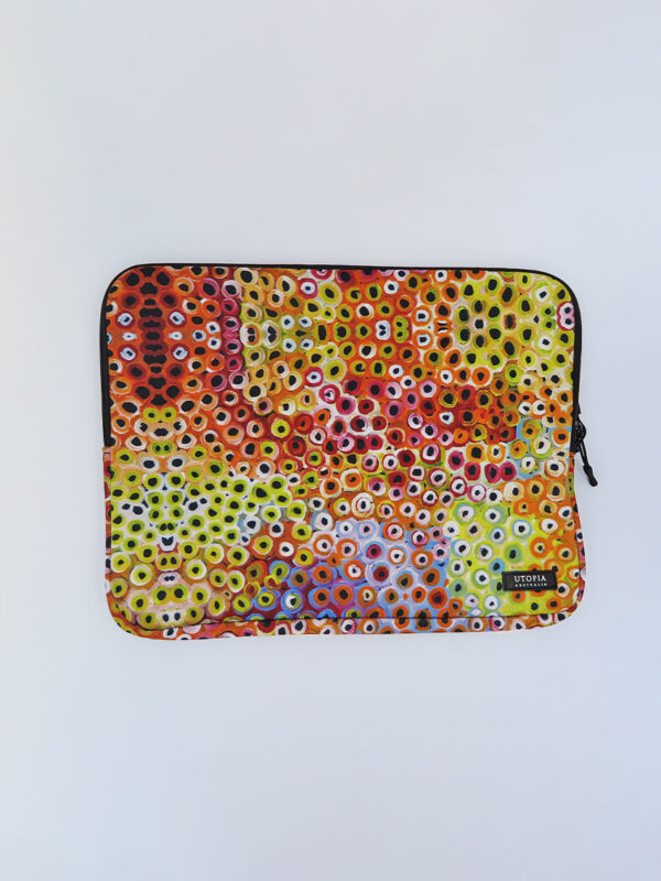 Neoprene laptop sleeve by Lena Pwerle