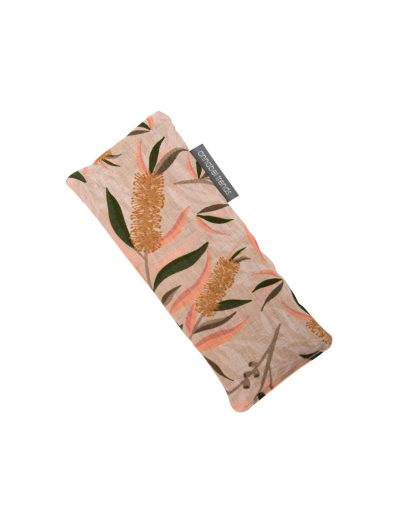 Bottlebrush eye rest pillow