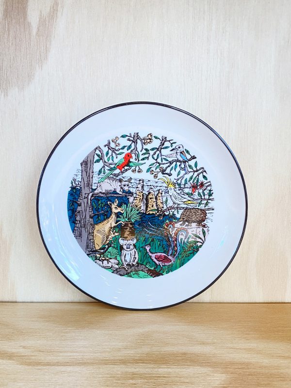 Wildlife plate