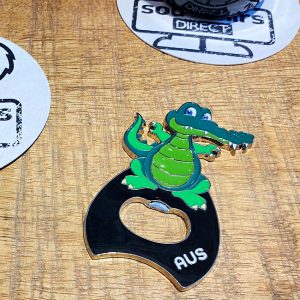 Croc metal magnet opener