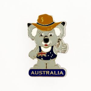 Koala with a hat and his thumb up with the word Australia pin